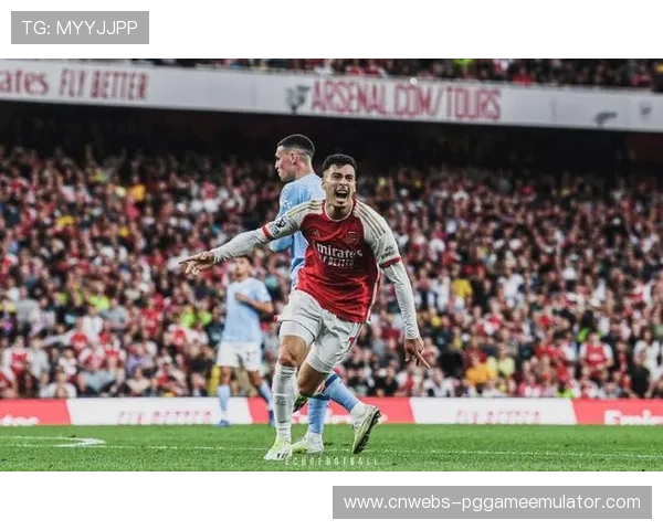 马丁内利再度攻破马德里球队防线 轻松推射破门再显锋芒 马丁内利再度攻破马德里球队防线 轻松推射破门再显锋芒